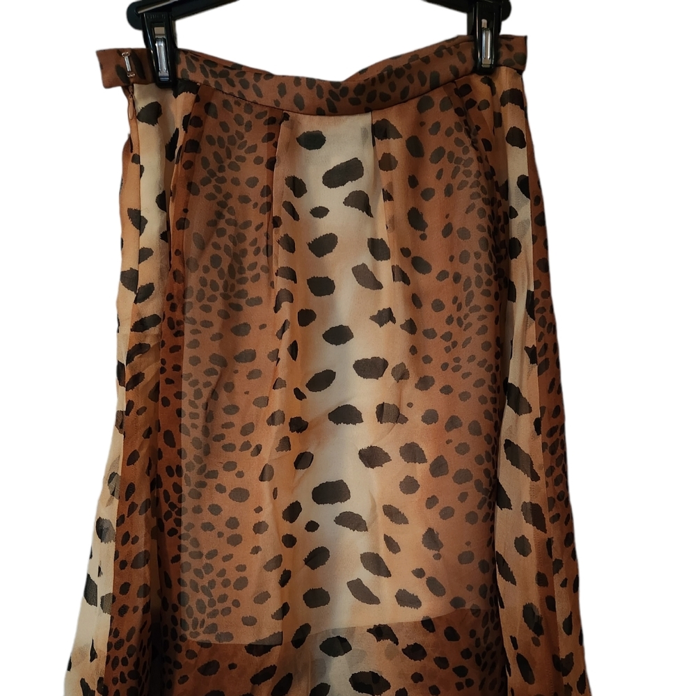 Bloomingdale's woman skirt